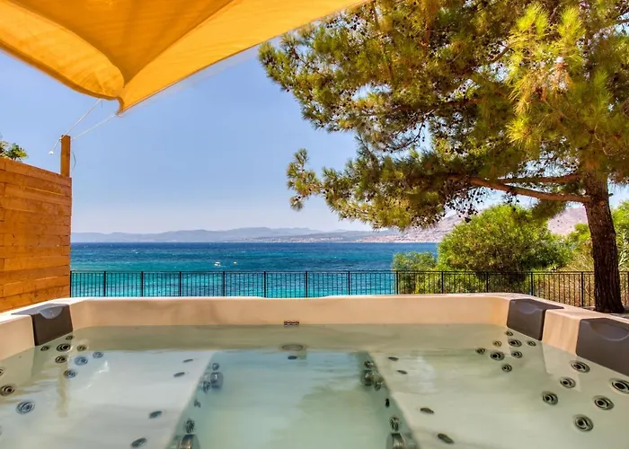 Kavos House بيت للعطل