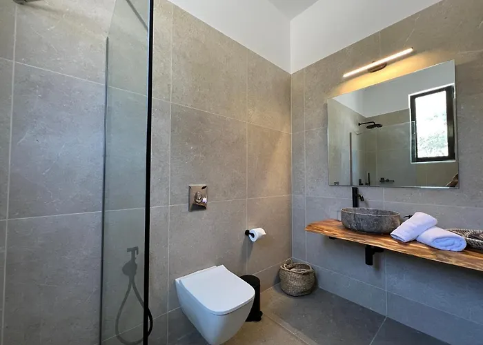 Kavos House بيت للعطل